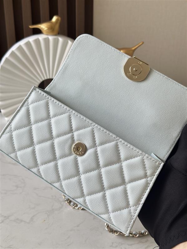 2026127215018174 590